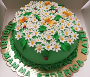 Torta con margherite